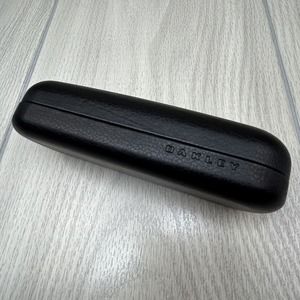 Authentic Black Oakley Hard Side Clamshell Eyeglasses / Sunglasses Case